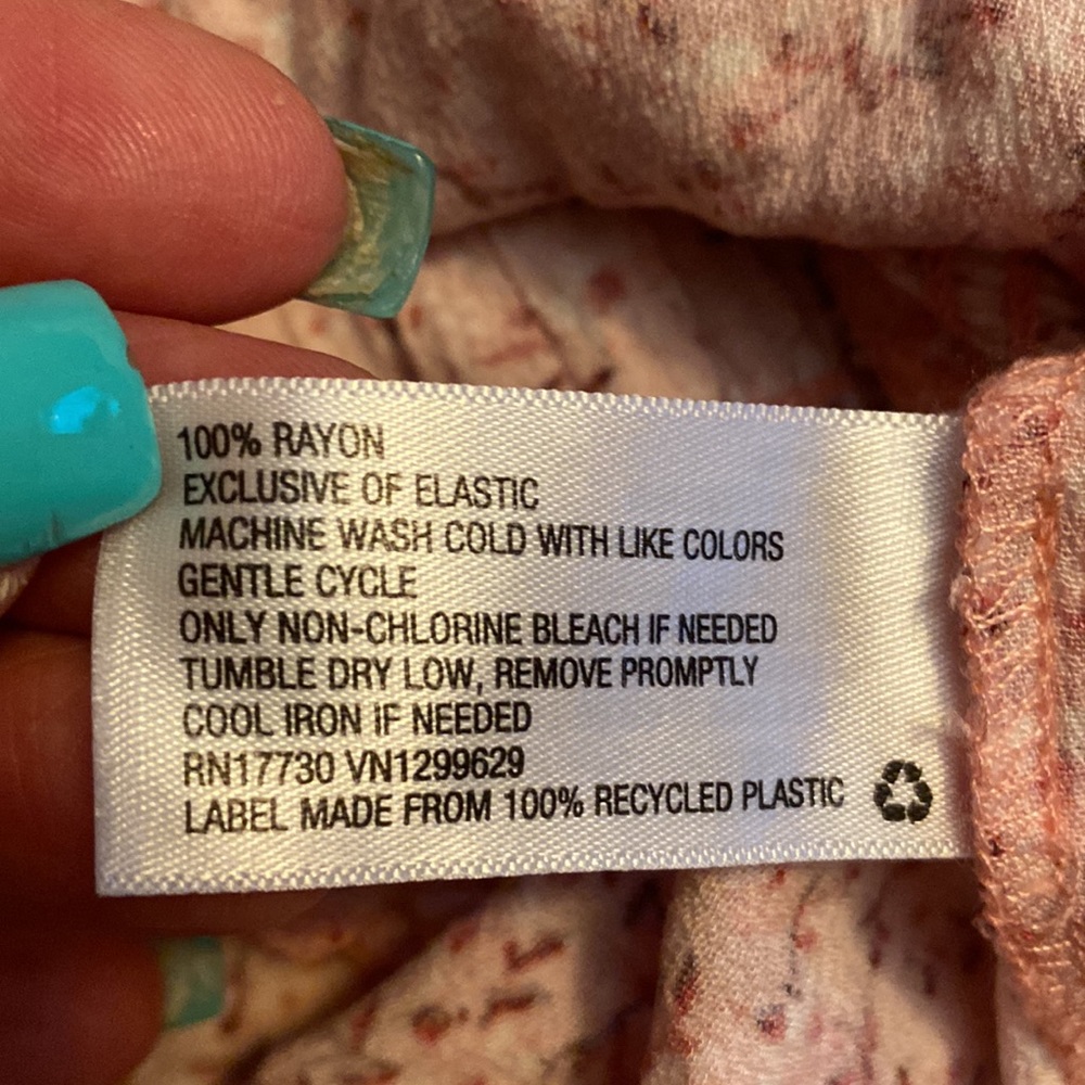 KNOX ROSE PINK FLORAL TOP - Picture 10 of 11